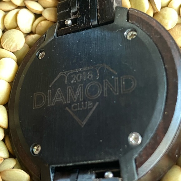 JORD Dark Brown Wooden Watch NWOB 2018 Diamond Club - Picture 4 of 5